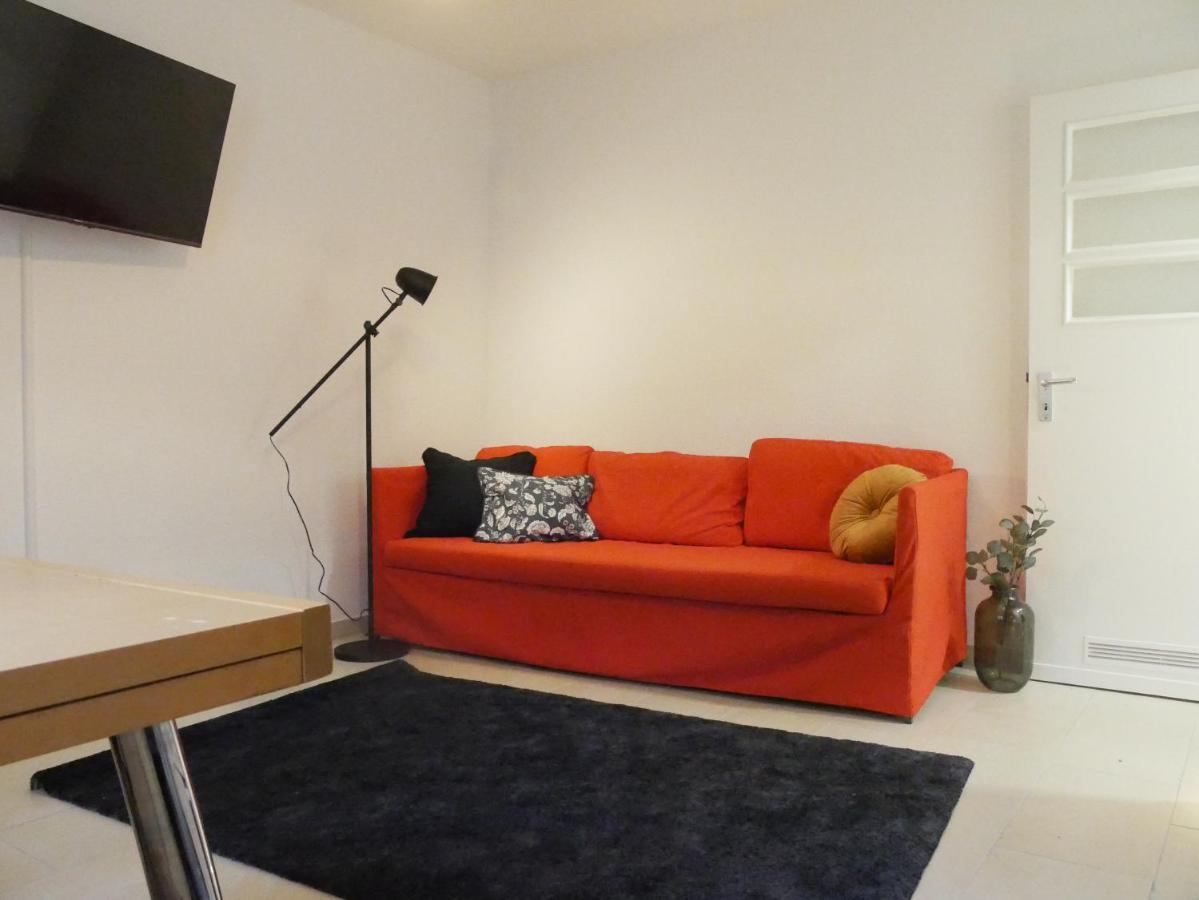Apartment Mit Einzelbetten Fur Zwei Essen Exterior photo
